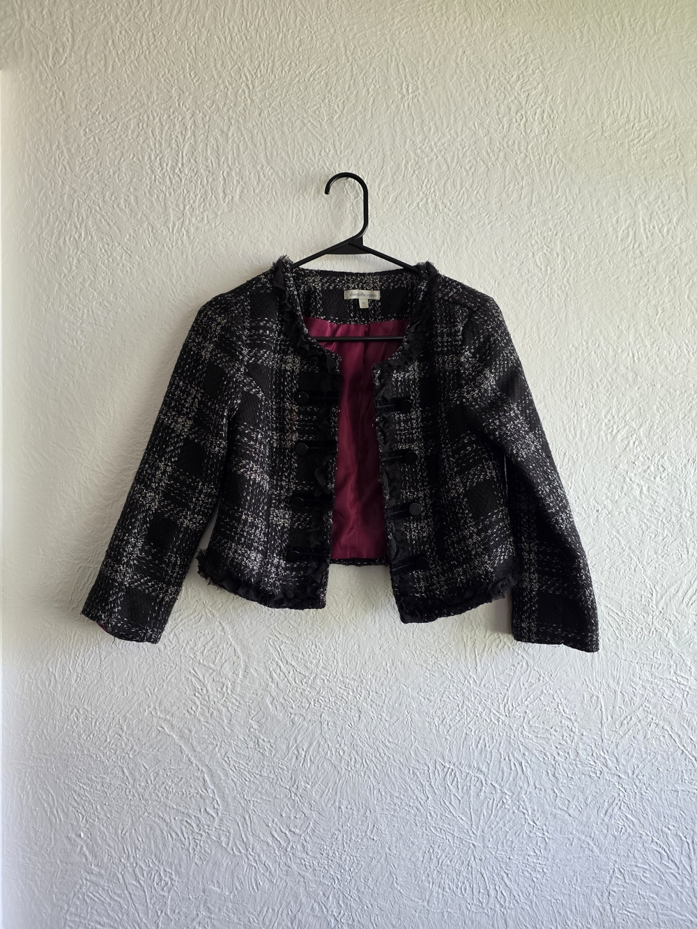 Charlotte Russe Black Plaid Tweed Cropped Jacket with Raspberry Lining
